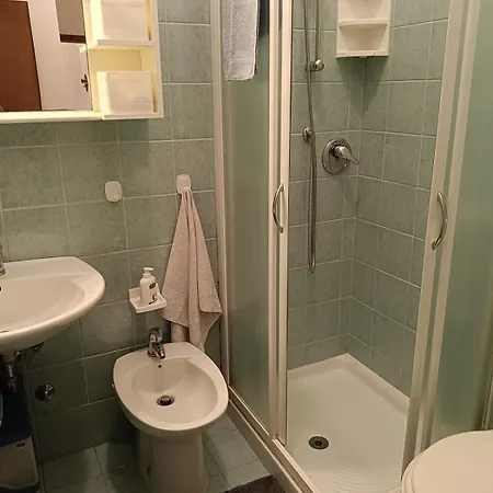 Functional Flat Near The With Garden Bibione